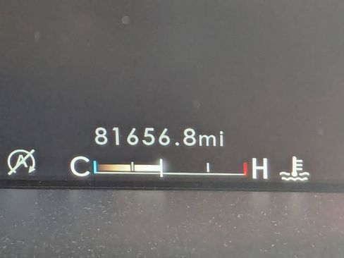 Used 2019 Lincoln Navigator L Select image 16