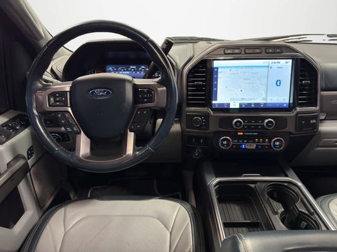 Used 2022 Ford F350 Limited image 17