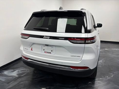 Used 2025 Jeep Grand Cherokee Limited image 6