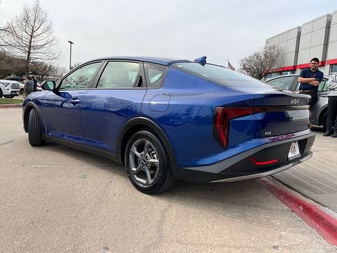 Used 2025 Kia K4 LXS image 8