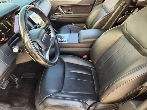 Used 2024 Land Rover Range Rover Autobiography image 13