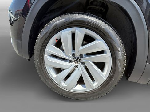 Used 2023 Volkswagen Atlas Cross Sport SE AWD/4WD image 9