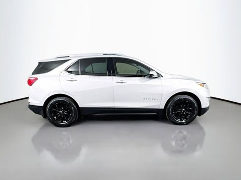 Used 2018 Chevrolet Equinox LT w/ Sun & Infotainment Package image 6