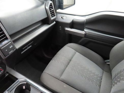 Used 2020 Ford F150 XLT w/ Equipment Group 302A Luxury AWD/4WD image 25