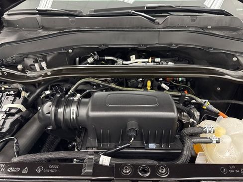 Used 2023 Ford Explorer Limited w/ Equipment Group 301A image 41