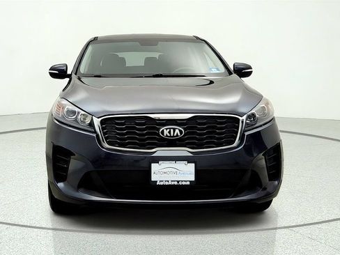 Used 2019 Kia Sorento AWD image 2