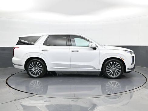 Certified 2025 Hyundai Palisade Calligraphy AWD/4WD image 4