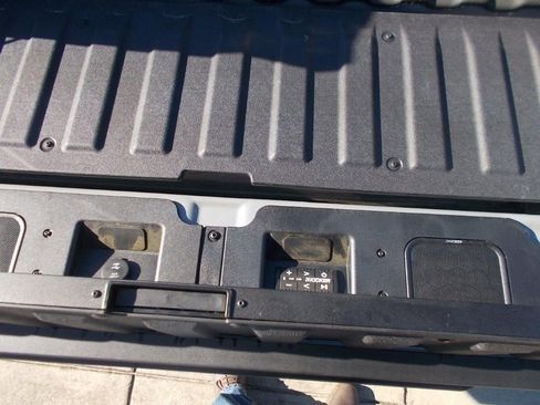 Used 2024 GMC Sierra 1500 AT4X w/ AT4X AEV Edition image 5