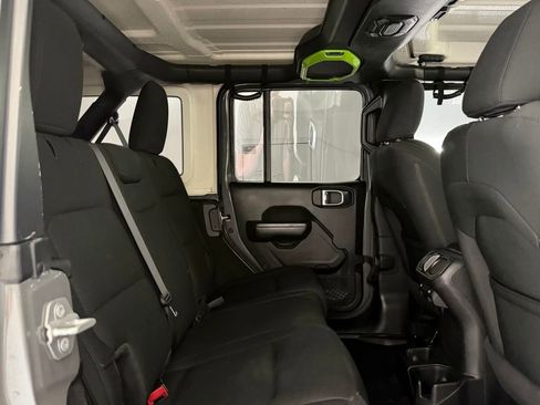 Used 2021 Jeep Wrangler Unlimited Sport AWD/4WD image 39