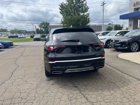 Used 2025 Acura MDX SH-AWD image 9