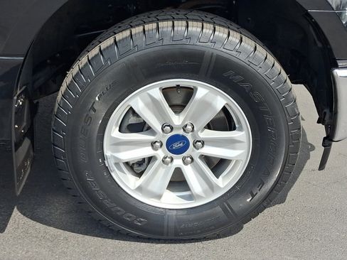 Used 2017 Ford F150 XL w/ Equipment Group 101A Mid AWD/4WD image 8