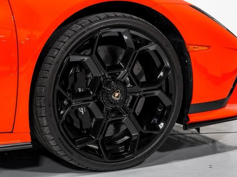 Used 2023 Lamborghini Huracan Tecnica RWD image 48