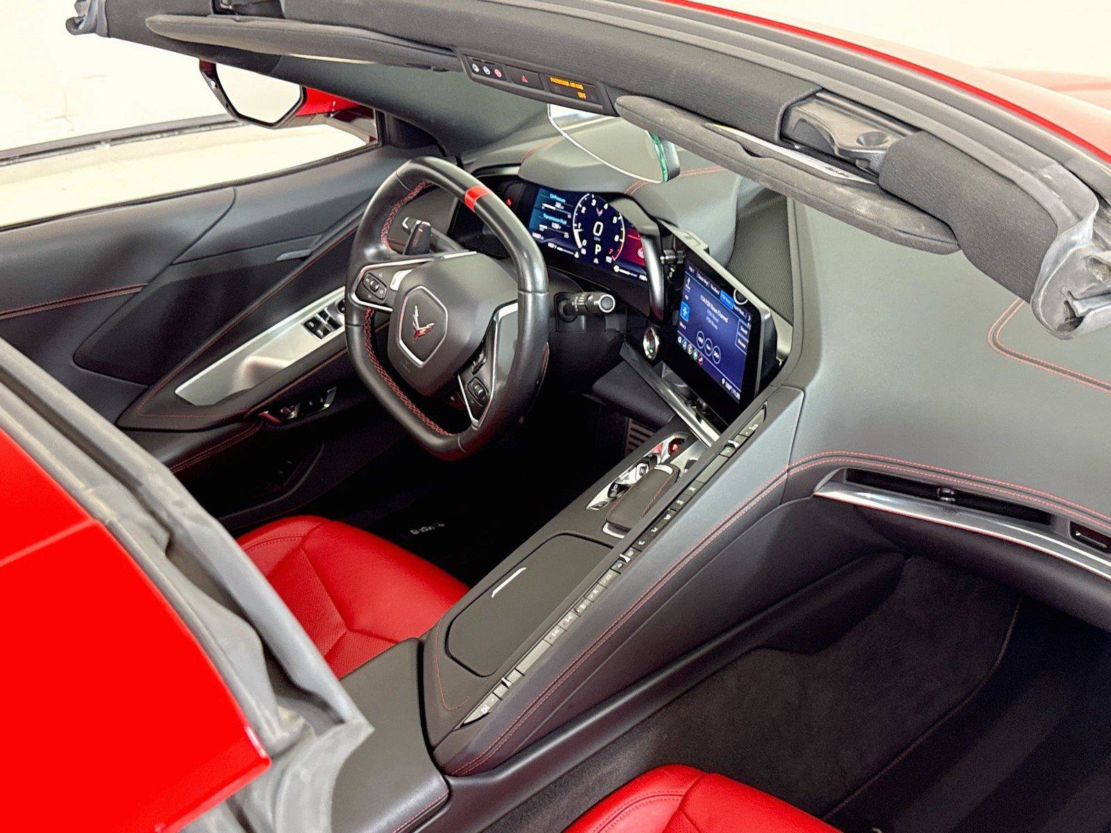 Used 2020 Chevrolet Corvette Stingray Coupe w/ 1LT RWD image 29