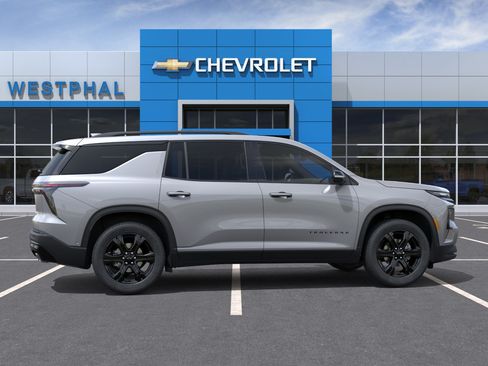 New 2027 Chevrolet Traverse LT w/ Midnight/Sport Edition AWD/4WD image 5