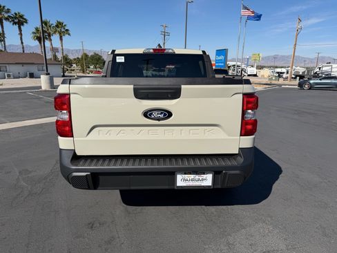 Used 2025 Ford Maverick XL w/ Equipment Group 102A AWD/4WD image 4