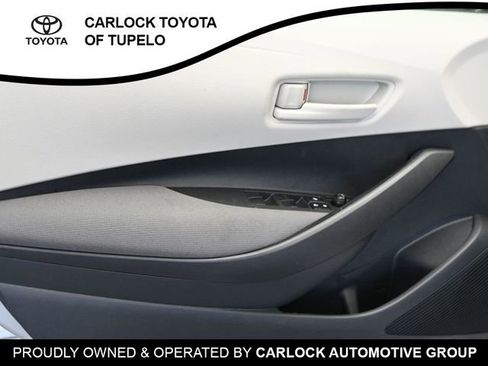 Used 2025 Toyota Corolla LE image 19