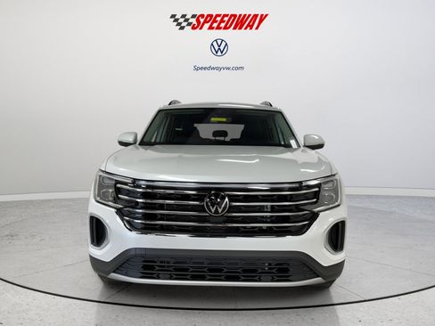 New 2026 Volkswagen Atlas SE image 2