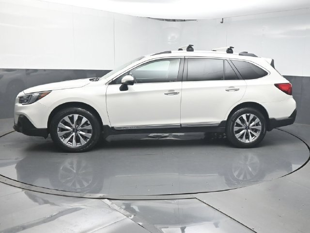 Used 2019 Subaru Outback 3.6R Touring w/ Popular Package #3A AWD/4WD image 5