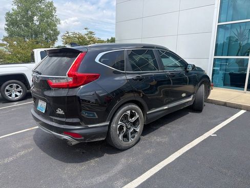 Used 2018 Honda CR-V Touring image 3