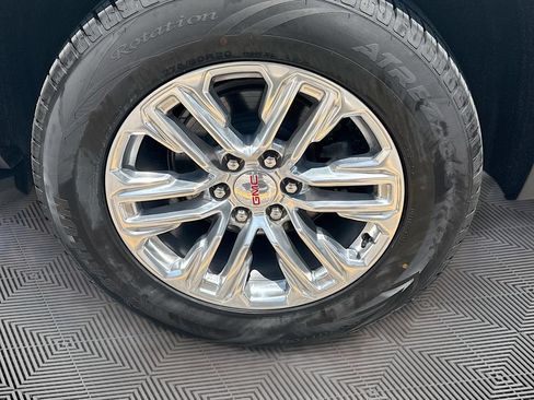 Used 2023 GMC Yukon SLT RWD image 35