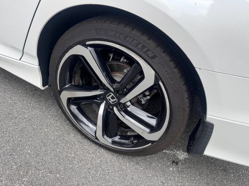 Used 2021 Honda Accord Sport Special Edition image 6