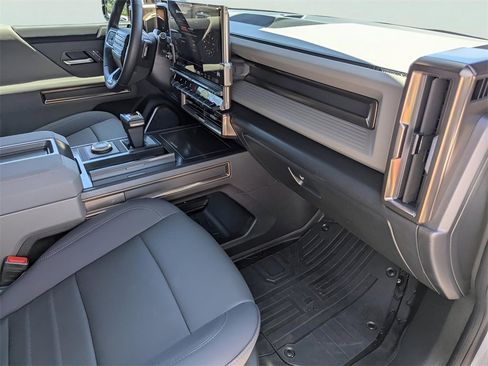 New 2025 GMC Hummer EV 3X w/ Battery Pack, 24 Module Pack image 35