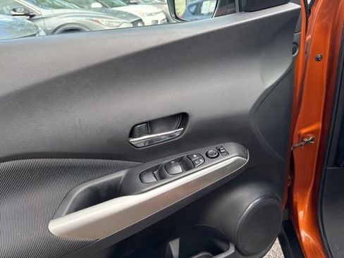 Used 2019 Nissan Kicks SV FWD image 22