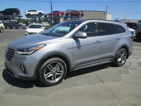 Used 2017 Hyundai Santa Fe Limited AWD/4WD image 1