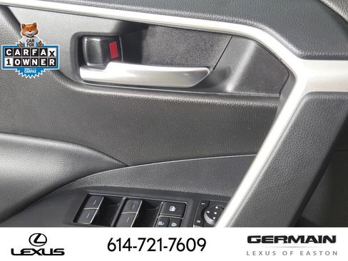 Used 2022 Toyota RAV4 SE w/ Convenience Package AWD/4WD image 27