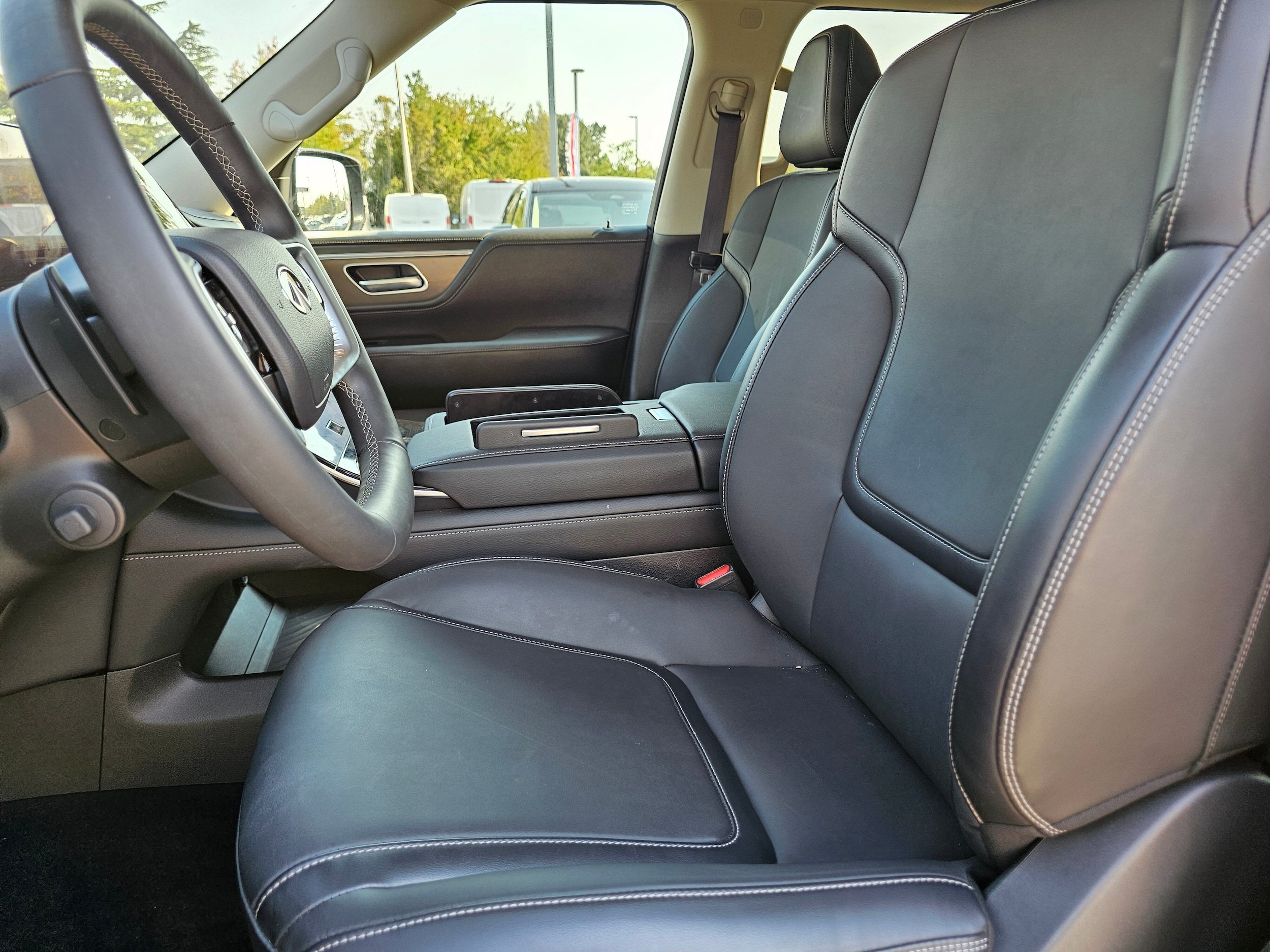 Used 2025 INFINITI QX80 Pure AWD/4WD image 24