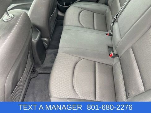 Used 2018 Hyundai Elantra GT w/ Style Package 02 FWD image 21