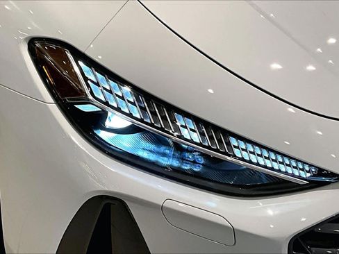 New 2025 Audi A5 2.0T Prestige image 12