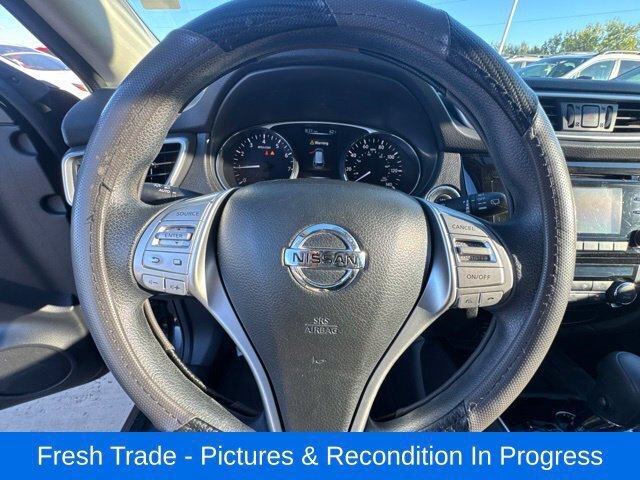 Used 2014 Nissan Rogue SV AWD/4WD image 12