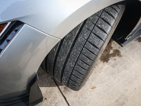 Used 2020 Ford Mustang Shelby GT500 w/ Technology Package image 12