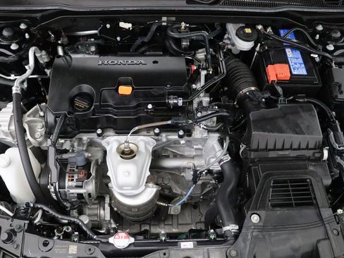 Used 2023 Honda Civic Sport image 25