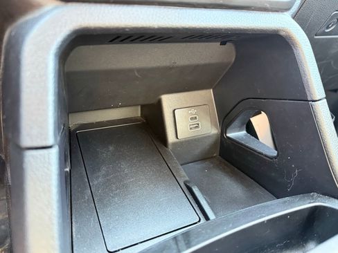 Used 2024 Ford Ranger XL image 18