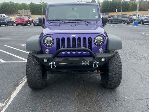 Used 2017 Jeep Wrangler Unlimited Sport w/ Quick Order Package 24S AWD/4WD image 9