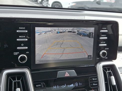 Used 2021 Kia Sorento S w/ Panoramic Sunroof Package image 17