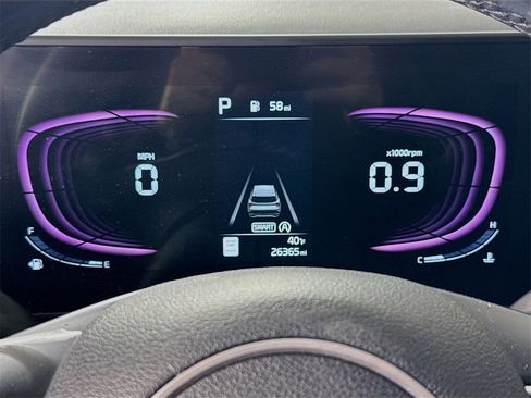 Used 2024 Kia Sportage EX image 12