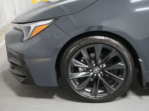Certified 2025 Toyota Corolla SE image 5
