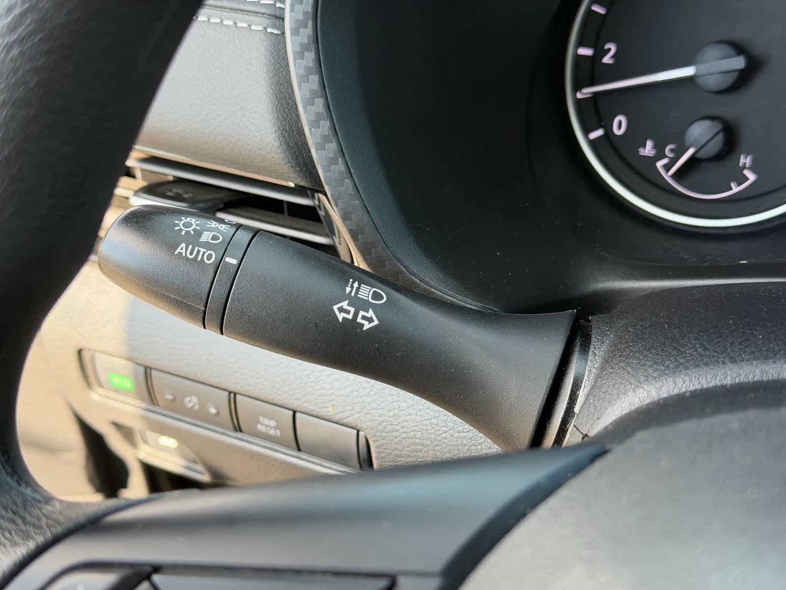 Used 2024 Nissan Sentra SV FWD image 12