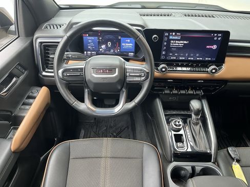 Used 2024 GMC Canyon AT4 w/ Technology Package image 13