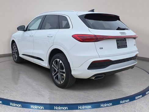 Used 2025 Audi Q5 2.0T Premium w/ Convenience Package image 8