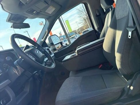 Used 2024 Ford F350 XLT image 12