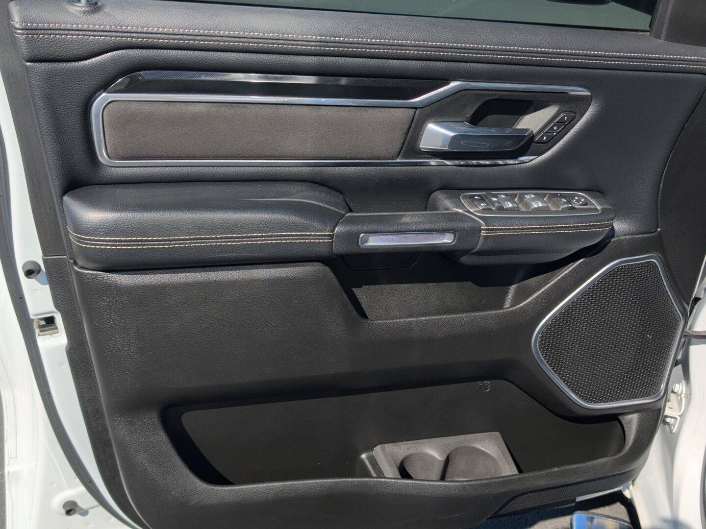 Used 2022 RAM 1500 Laramie w/ Sport Appearance Package RWD image 10
