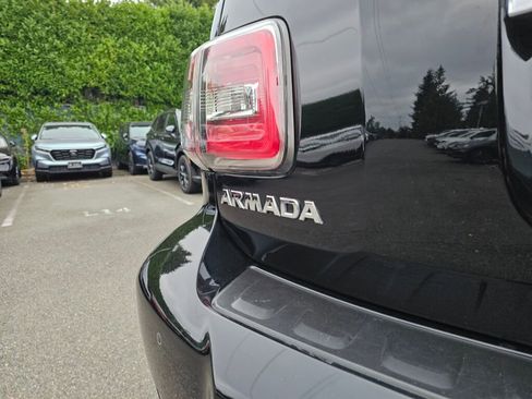 Used 2020 Nissan Armada SL w/ Premium Package image 18