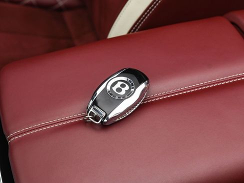 Used 2022 Bentley Continental GT Speed image 22