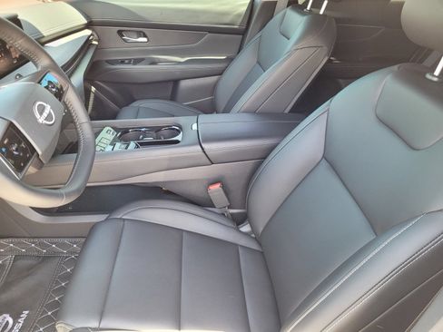 Used 2025 Nissan Murano SV AWD/4WD image 20