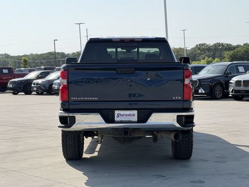 Used 2020 Chevrolet Silverado 2500 LTZ w/ LTZ Premium Package AWD/4WD image 5