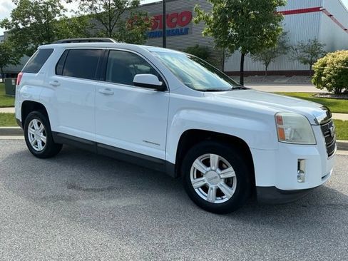 Used 2015 GMC Terrain SLT FWD image 2